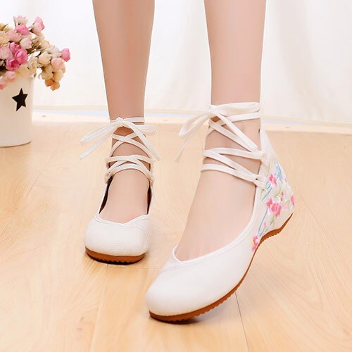 Veowalk Ankle Strap Women Canvas Embroidered Ballet Flats Ladies Comfortable Cotton Dance Ballerinas Vegan Muslem Shoes